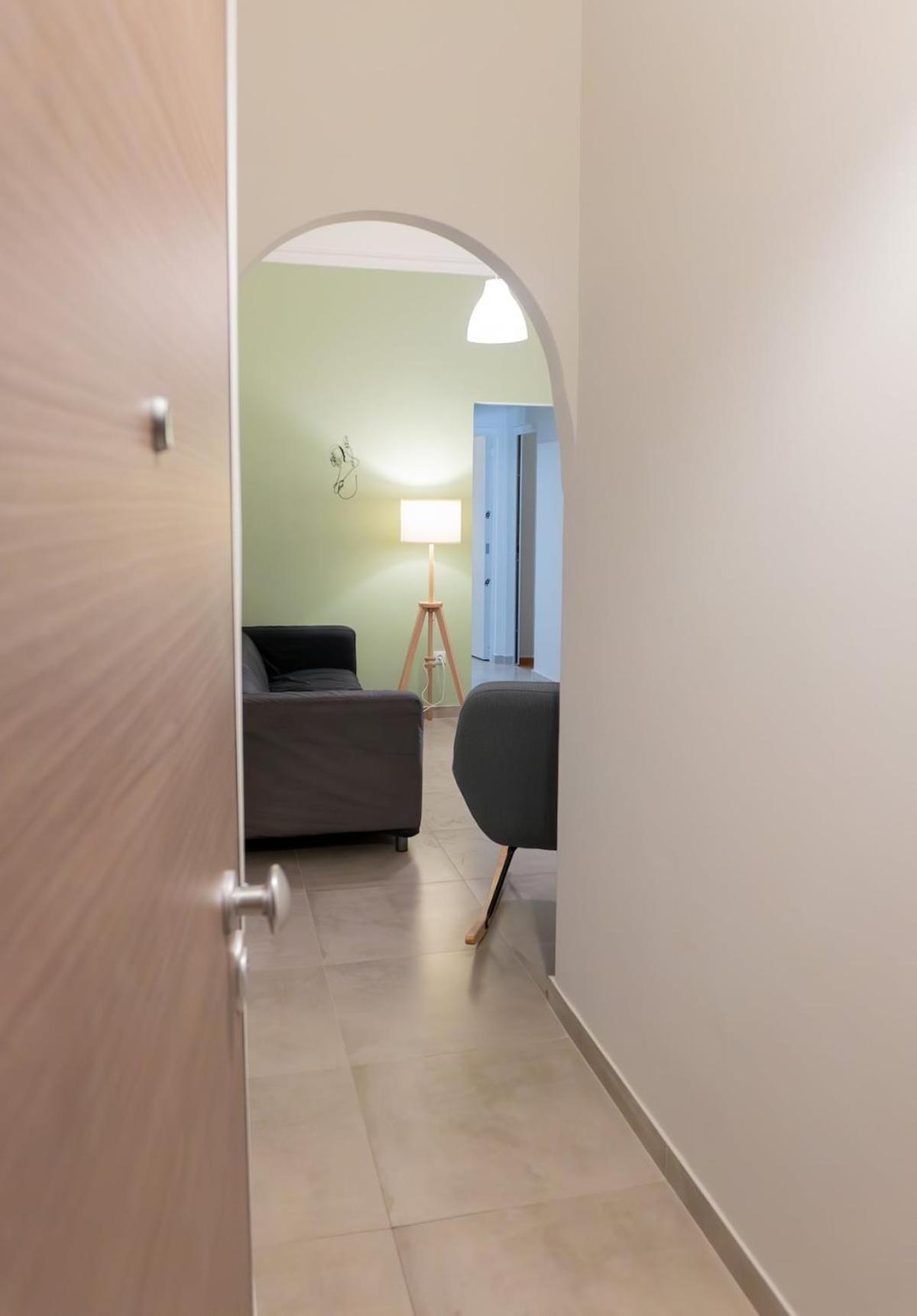 50 Steps Metro Kato Patisia Renovated Athens Apt 외부 사진
